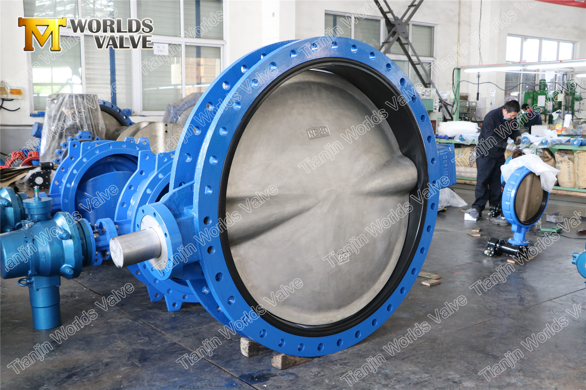 Kau&ccedil;uk yumuşak koltuk ile 5 &ccedil;ift flanş kelebek vana, API609 sınıf 150 PN10