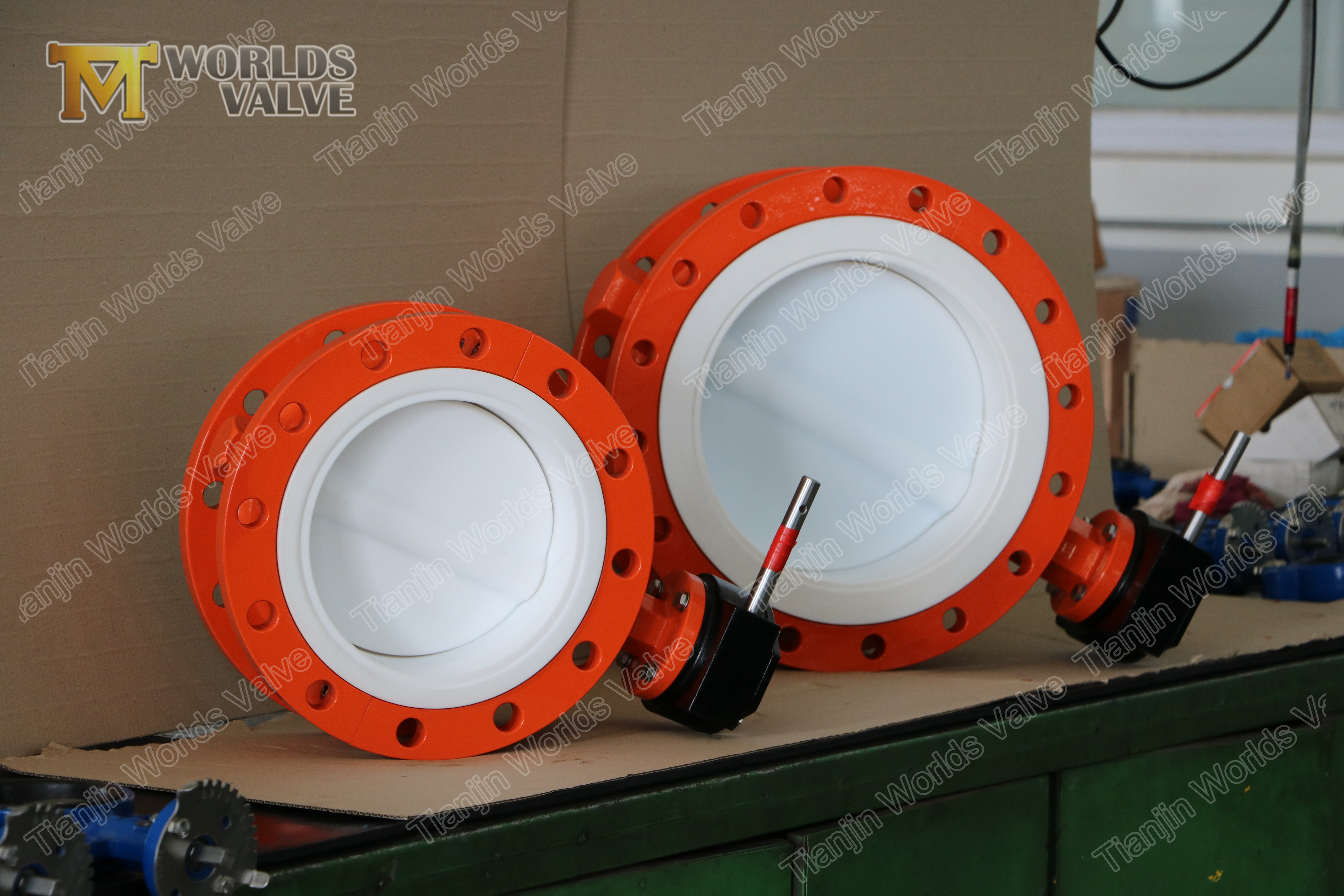 4 ptfe koltuk iki adet v&uuml;cut b&ouml;l&uuml;nm&uuml;ş v&uuml;cut &ccedil;ift flanş kelebek vana